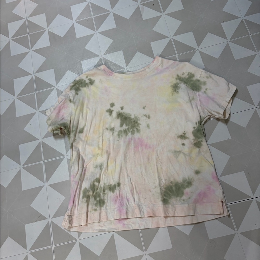 Old Navy Cream T-Shirt